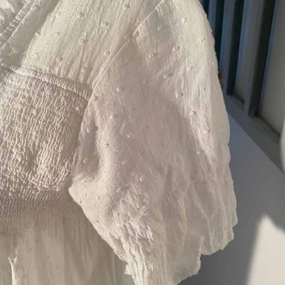 Little White Dress - Picture 3 of 4